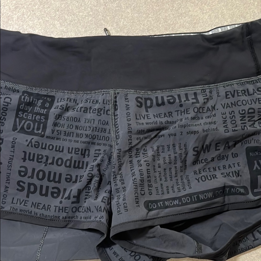 Lululemon shorts size 10 zip pocket in back smoke free home